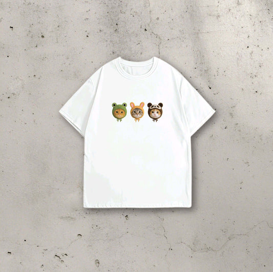 CAT OVERSIZED TSHIRT.