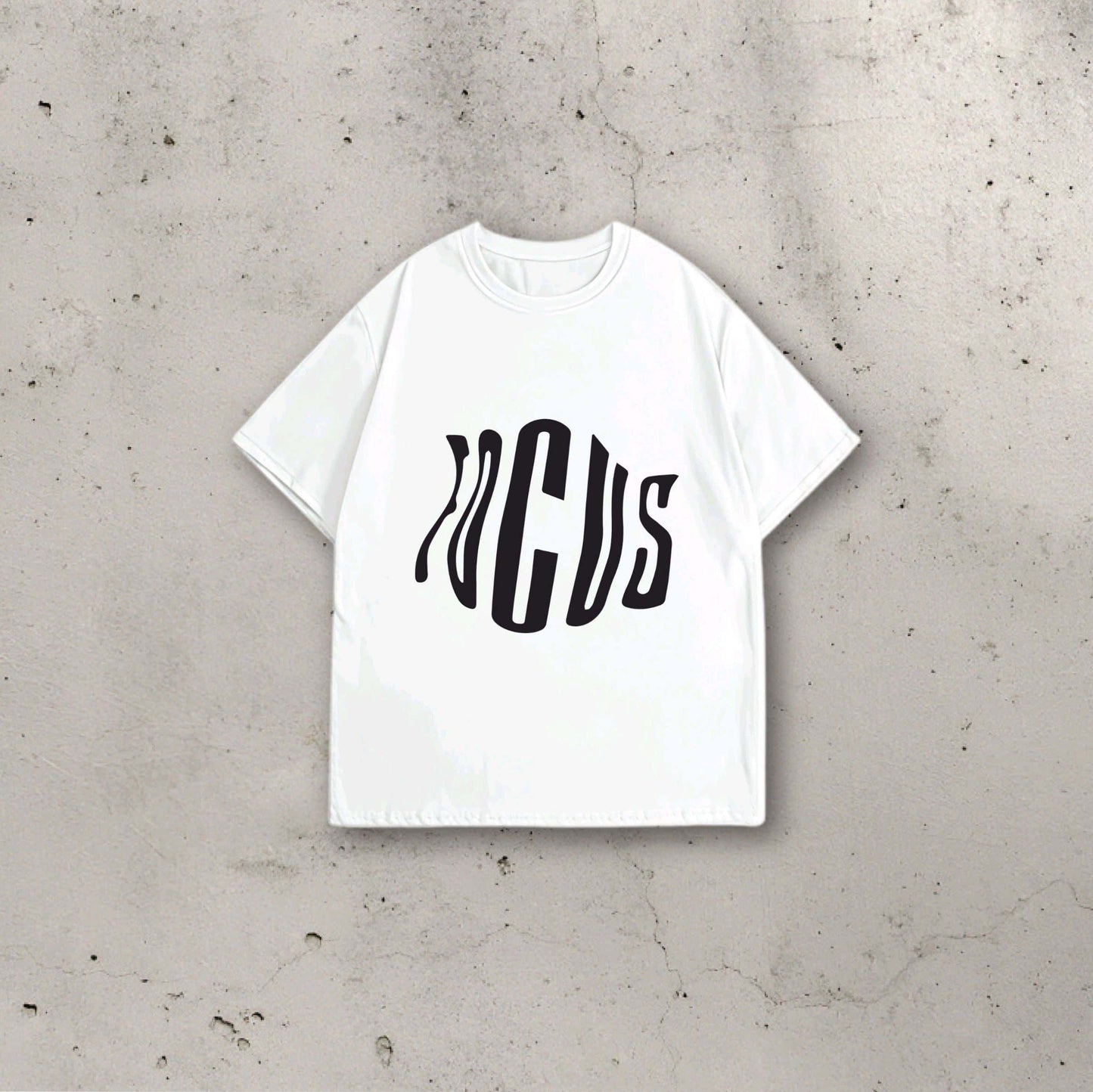 JUST FOCUS OVERSIZED TSHIRT.