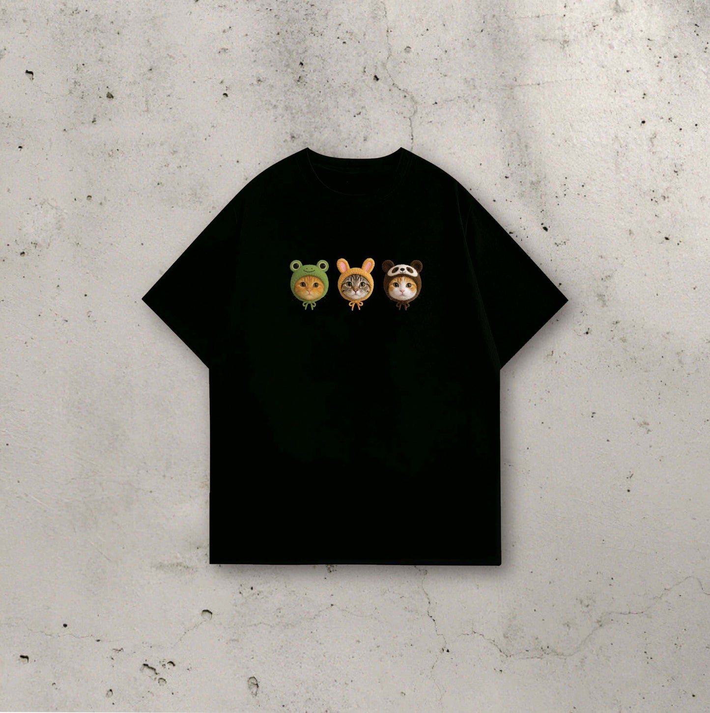 CAT OVERSIZED TSHIRT.