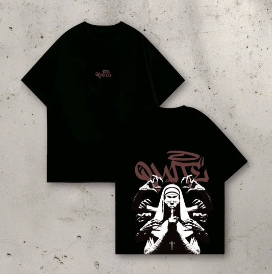 QUITE OVERSIZED TSHIRT.